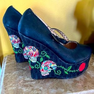 Bettie Page Calavera Wedge Heels Size 7